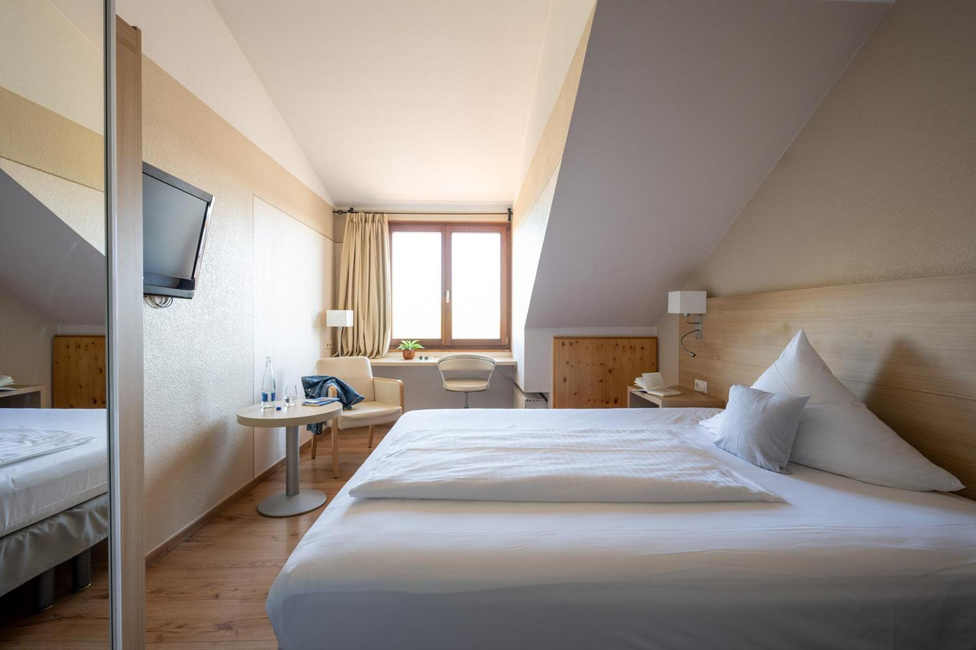 Hotel Gasthof Roessle Stetten am Kalten Markt Eksteriør bilde